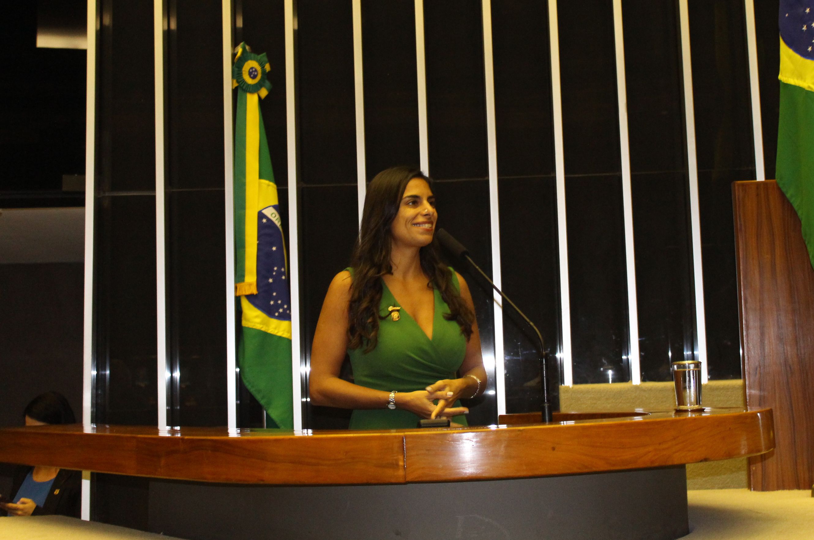 Mari sessãooficiais2