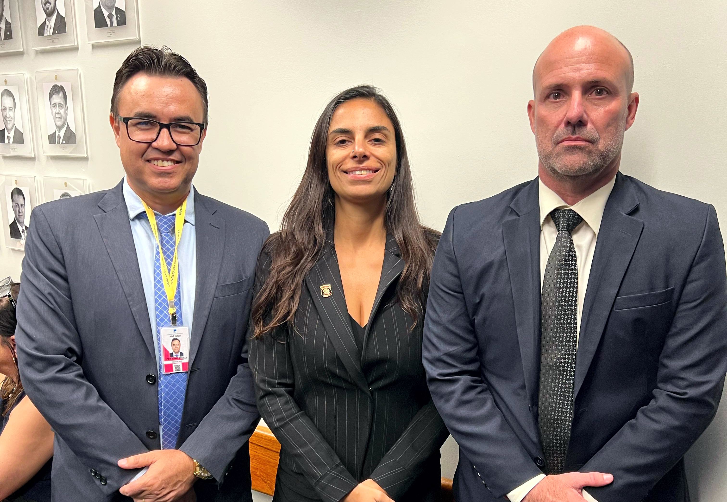 FENASSOJAF ACOMPANHA TRAMITAÇÃO DO PL 4256/2019 E REFORÇA TRABALHO PELA APROVAÇÃO DO PORTE DE ARMA PARA OFICIAIS DE JUSTIÇA