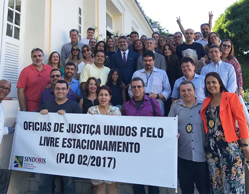 LIVRE ESTACIONAMENTO PARA OFICIAIS DE JUSTIÇA É APROVADO NA CÂMARA MUNICIPAL DE RECIFE