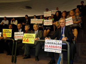 SENADO APROVA LICENÇA CLASSISTA REMUNERADA