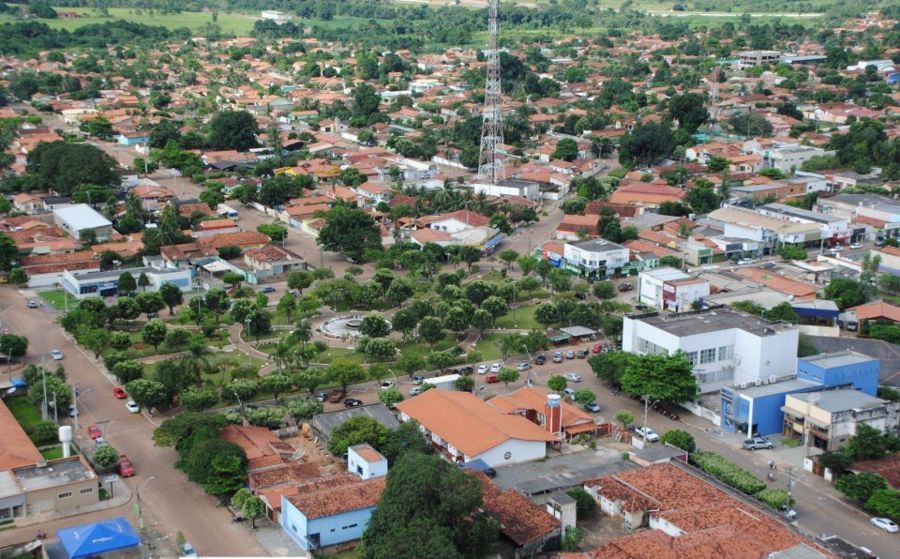 SUSPEITO SE MATA NA FRENTE DE OFICIAL DE JUSTIÇA DURANTE CUMPRIMENTO DE MANDADO