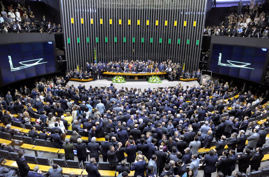 SESSÃO DO CONGRESSO INVIABILIZA VOTAÇÃO DO PORTE DE ARMA NESTA TERÇA-FEIRA