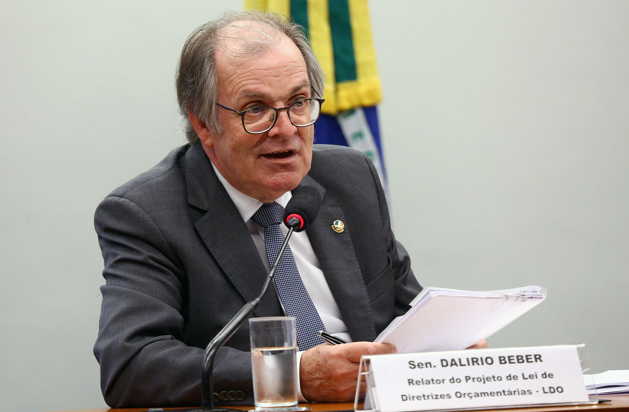 RELATOR DA LDO 2019 PROPÕE ANO SEM REAJUSTES PARA OS SERVIDORES PÚBLICOS