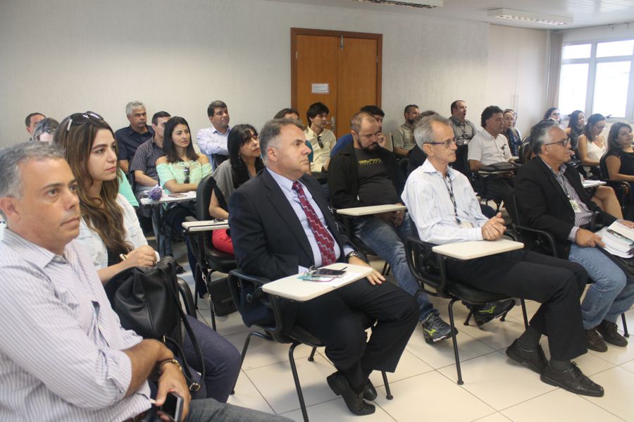 TRT-3 PROMOVE DEBATE SOBRE AMEAÇAS À SAÚDE DOS OFICIAIS DE JUSTIÇA