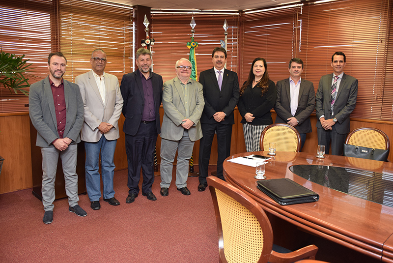 VICE PRESIDENTE DA FENASSOJAF PARTICIPA DE REUNIÃO COM CONSELHEIRO DO CSJT PARA TRATAR DA INDENIZAÇÃO DE TRANSPORTE