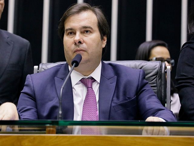 RODRIGO MAIA DEFENDE CONVOCAÇÃO DO CONGRESSO EM JANEIRO PARA ANÁLISE DA PEC EMERGENCIAL