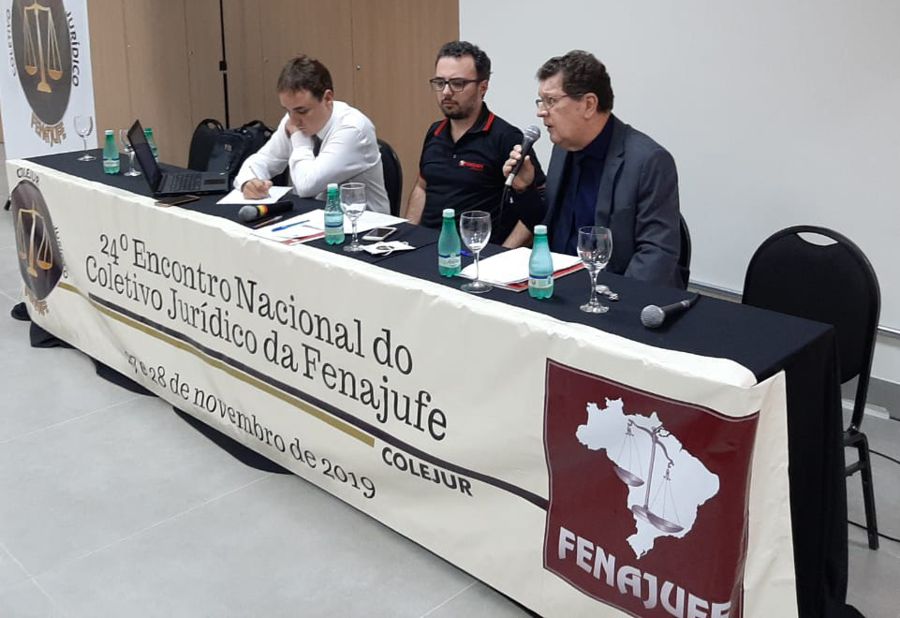 FENASSOJAF PARTICIPA DE ENCONTRO DO COLETIVO JURÍDICO DA FENAJUFE E ABORDA VPNI E GAE