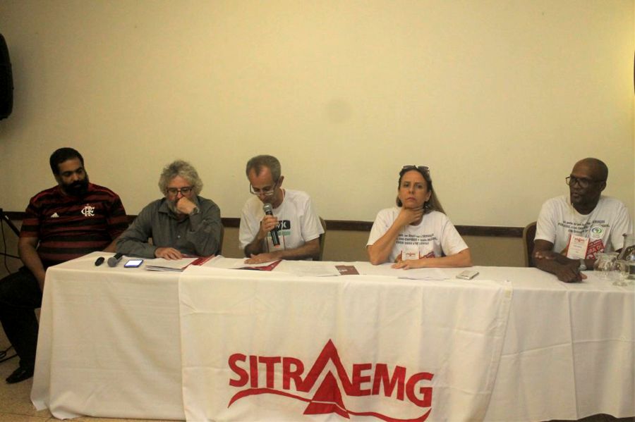 TEMAS ESPECÍFICOS DOS OFICIAIS DE JUSTIÇA SÃO DEBATIDOS EM ENCONTRO REGIONAL DO SITRAEMG EM BH