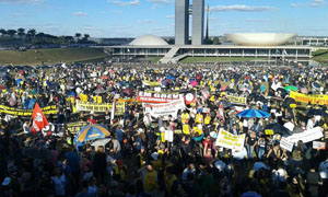 SERVIDORES DO JUDICIÁRIO SEGUEM PARA BRASÍLIA PELA DERRUBADA DO VETO